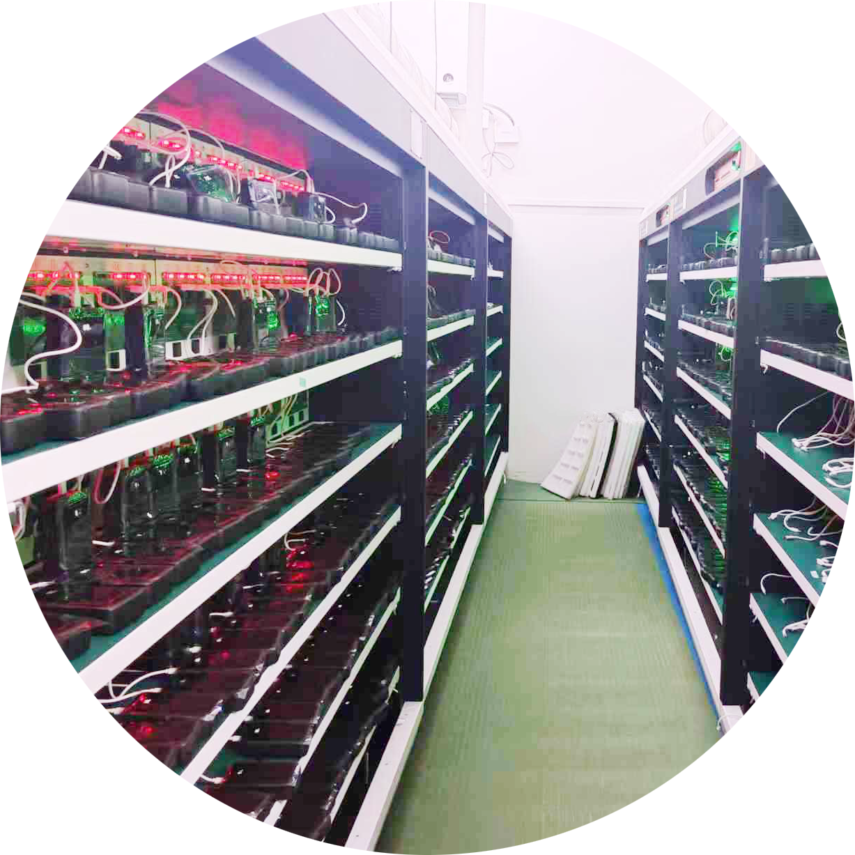 Power Banks are aging test before shipment.